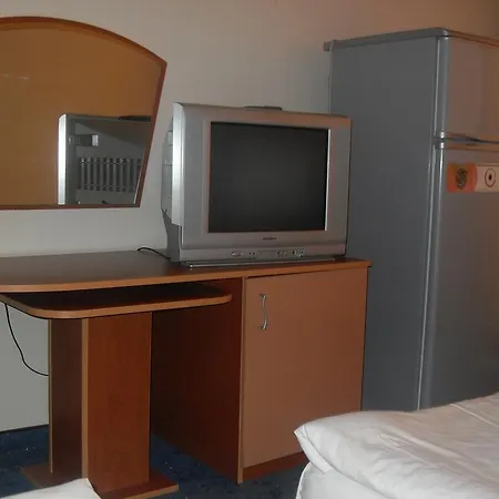 Ξενοδοχείο Amigos