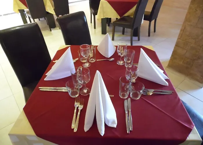 Ξενοδοχείο Amigos 2*